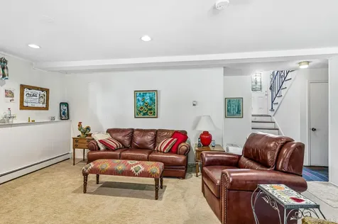 22 Locksley Lane Bedford Hills NY 10507