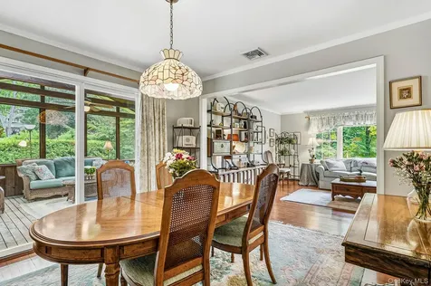 22 Locksley Lane Bedford Hills NY 10507