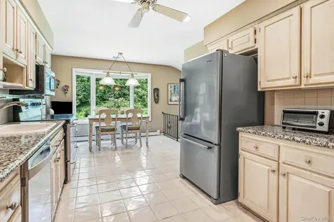 22 Locksley Lane Bedford Hills NY 10507