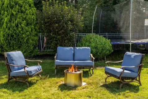 18 Barrett Place Beacon NY 12508