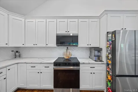 103 Teakettle Spout Road Mahopac NY 10541