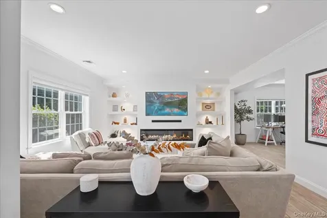103 Teakettle Spout Road Mahopac NY 10541