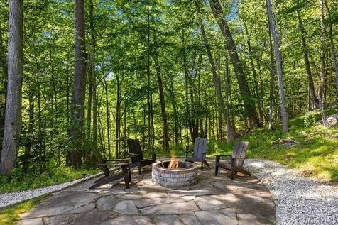 103 Teakettle Spout Road Mahopac NY 10541