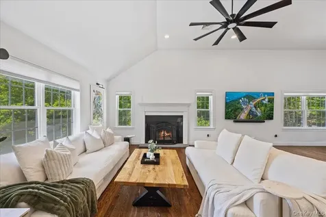103 Teakettle Spout Road Mahopac NY 10541