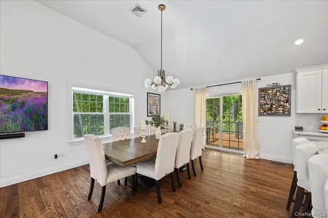 103 Teakettle Spout Road Mahopac NY 10541