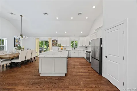 103 Teakettle Spout Road Mahopac NY 10541