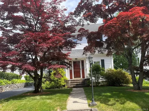 16 Sherwood Avenue Ossining NY 10562