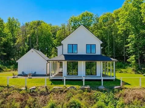 720 Sunny Hill Road Greenville NY 12083