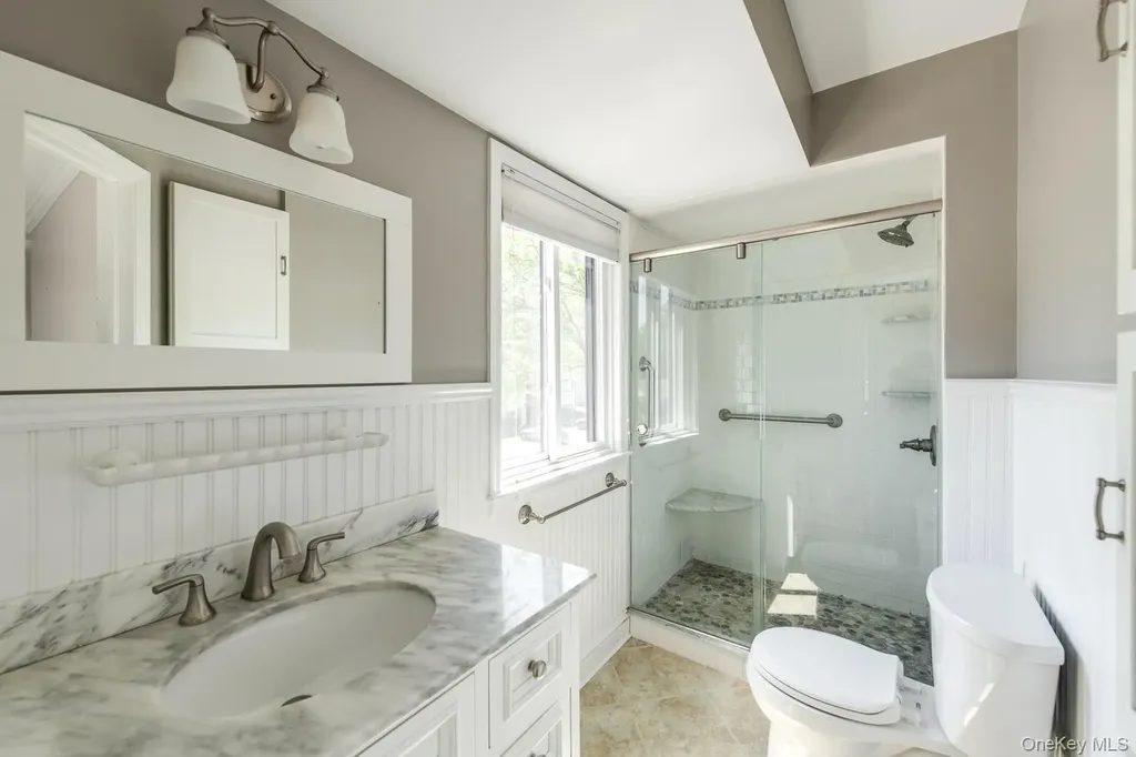 8 Knightsbridge Poughkeepsie NY 12603