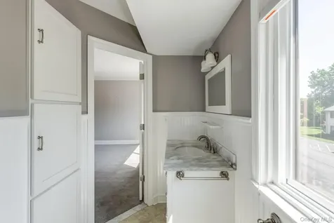 8 Knightsbridge Poughkeepsie NY 12603