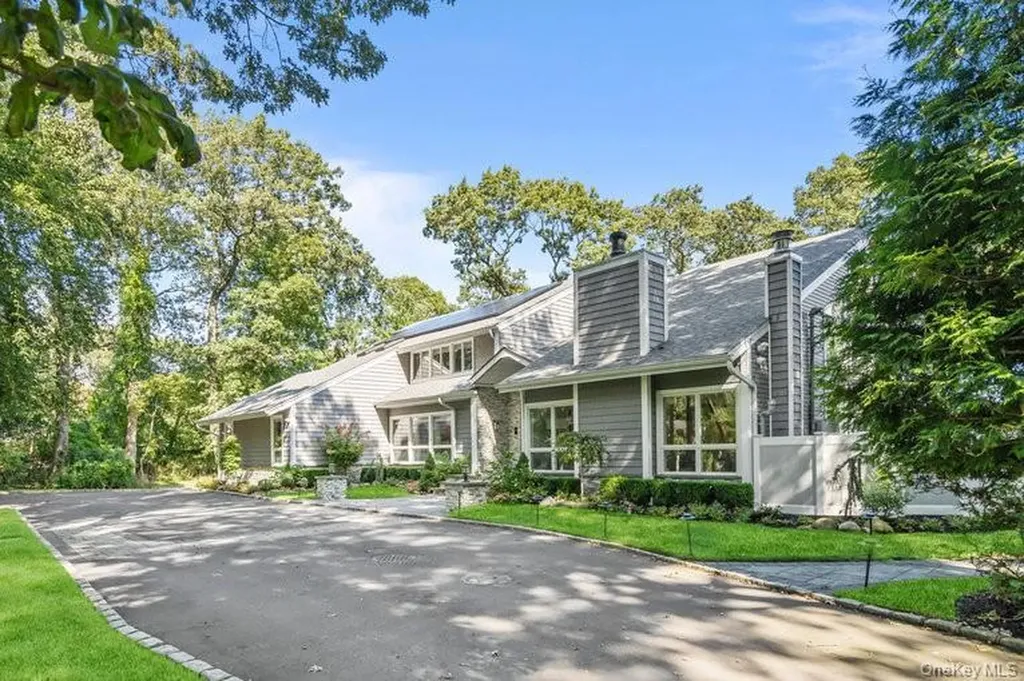 5 Coon Hollow Road Lloyd Harbor NY 11743