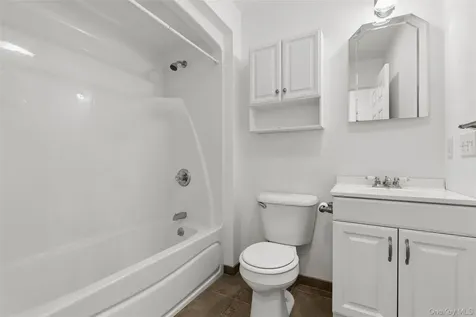 415 1st Street Greenport NY 11944