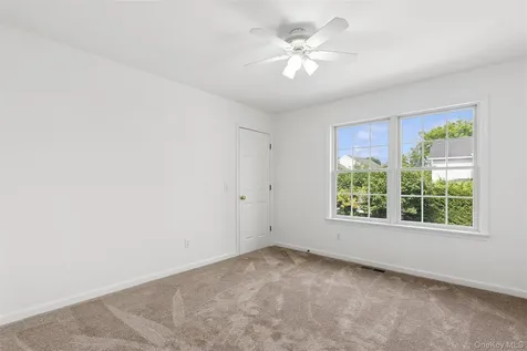 415 1st Street Greenport NY 11944