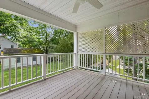415 1st Street Greenport NY 11944