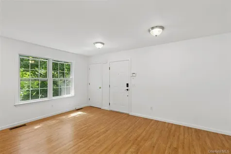 415 1st Street Greenport NY 11944