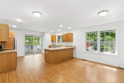 415 1st Street Greenport NY 11944