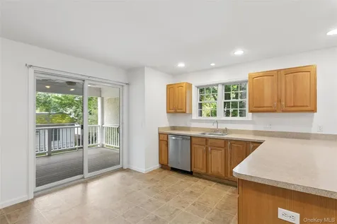415 1st Street Greenport NY 11944