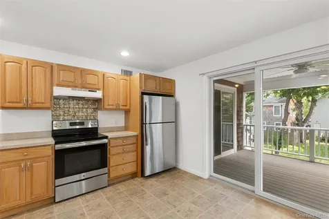 415 1st Street Greenport NY 11944