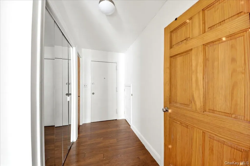 2975 Edson Avenue Bronx NY 10469
