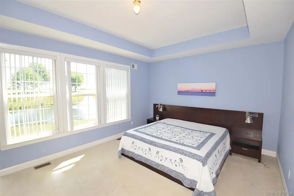 56 Foxglove Row Aquebogue NY 11901