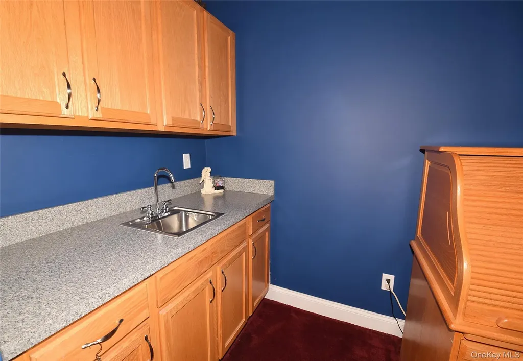 56 Foxglove Row Aquebogue NY 11901