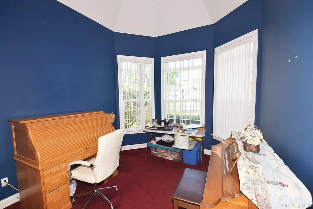 56 Foxglove Row Aquebogue NY 11901
