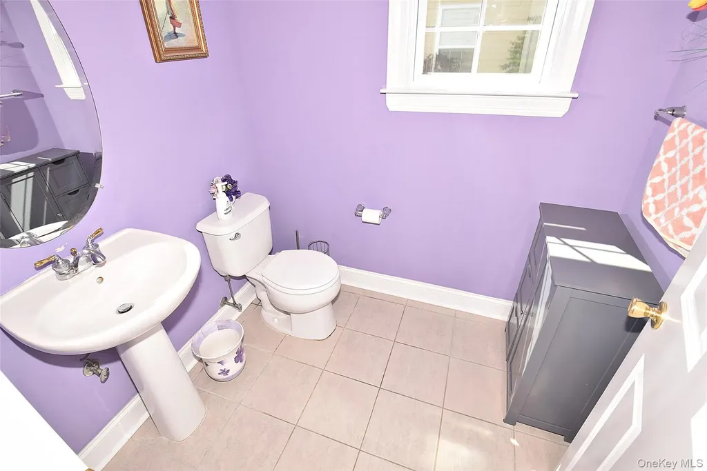 56 Foxglove Row Aquebogue NY 11901