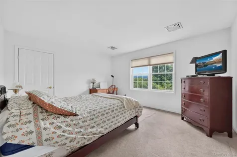 12 Brewster Court Washingtonville NY 10992
