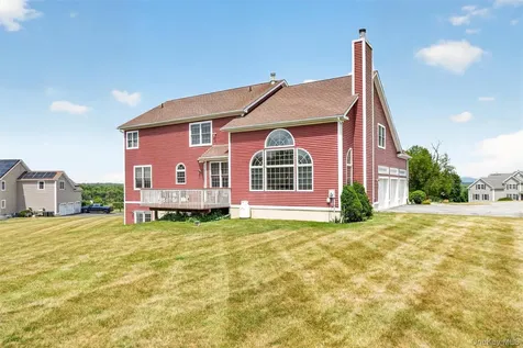 12 Brewster Court Washingtonville NY 10992
