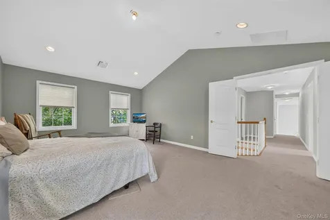 12 Brewster Court Washingtonville NY 10992