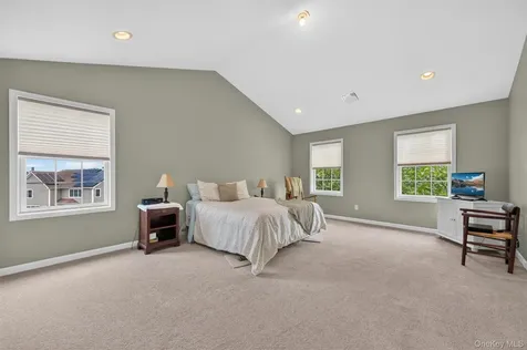12 Brewster Court Washingtonville NY 10992