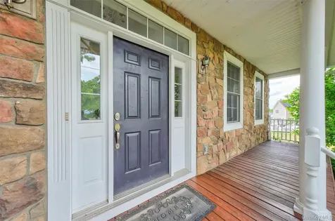 12 Brewster Court Washingtonville NY 10992
