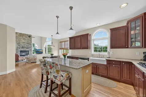12 Brewster Court Washingtonville NY 10992
