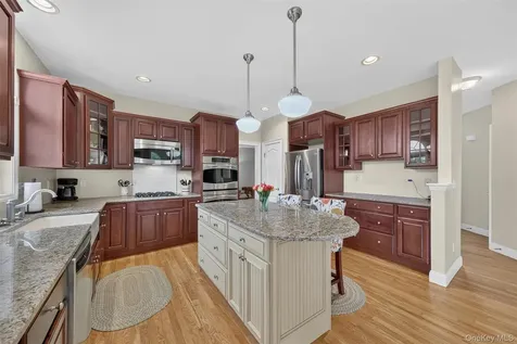 12 Brewster Court Washingtonville NY 10992
