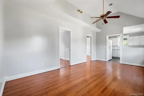85 Bleloch Avenue Peekskill NY 10566