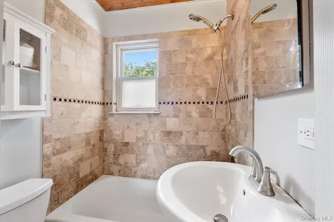 85 Bleloch Avenue Peekskill NY 10566