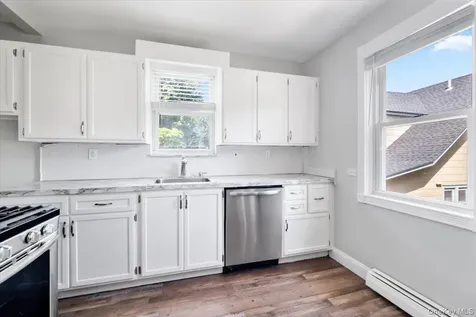 85 Bleloch Avenue Peekskill NY 10566