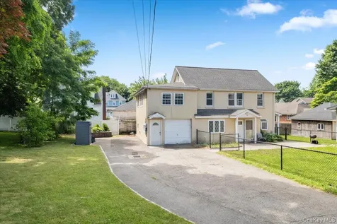 85 Bleloch Avenue Peekskill NY 10566