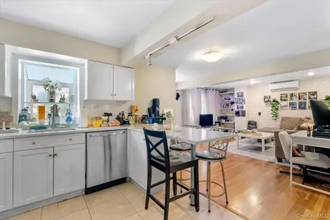 85 Bleloch Avenue Peekskill NY 10566