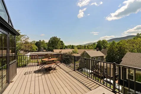33 Davis Street Beacon NY 12508