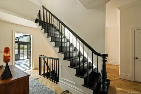 33 Davis Street Beacon NY 12508