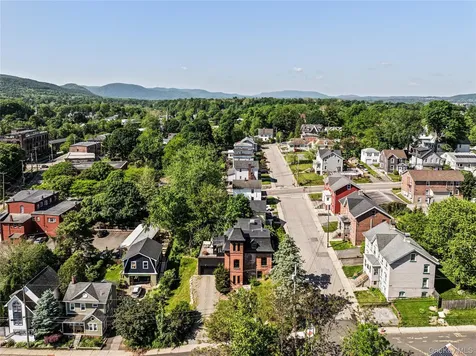 33 Davis Street Beacon NY 12508