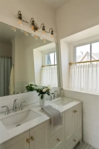 33 Davis Street Beacon NY 12508