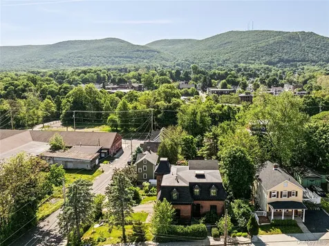 33 Davis Street Beacon NY 12508