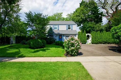 7 Merillon Avenue Garden City NY 11530