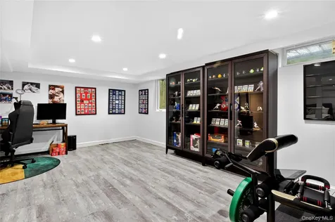 7 Merillon Avenue Garden City NY 11530