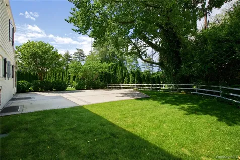 7 Merillon Avenue Garden City NY 11530