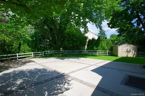 7 Merillon Avenue Garden City NY 11530