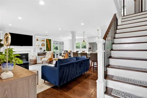 7 Merillon Avenue Garden City NY 11530