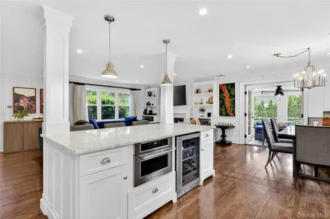 7 Merillon Avenue Garden City NY 11530